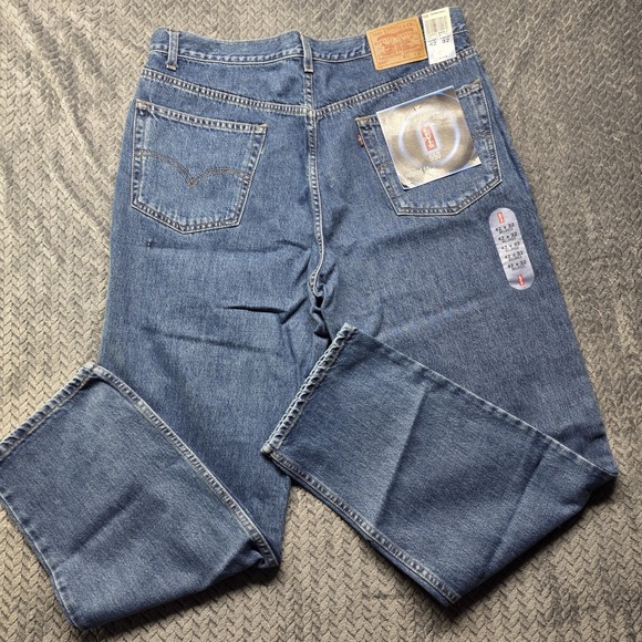 Vintage Levi's 550 Relaxed‎ Fit Jeans 42x32 Blue Denim Red Tab NWT 90s Paper Tag - Picture 1 of 9